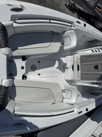 Slide: The Image of Wellcraft 242 Fisherman 2025 - 16