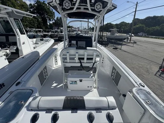 Slide: The Image of Wellcraft 242 Fisherman 2025 - 4