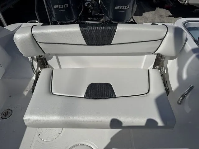 Slide: The Image of Wellcraft 242 Fisherman 2025 - 9