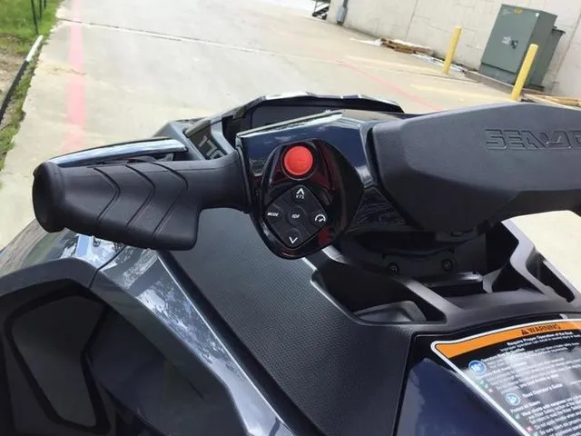 Slide: The Image of Sea-Doo GTX 300 2025 - 11