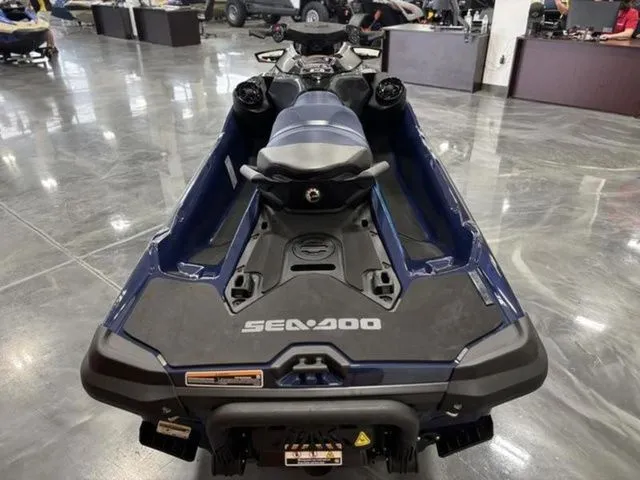 Slide: The Image of Sea-Doo GTX 170 2025 - 5