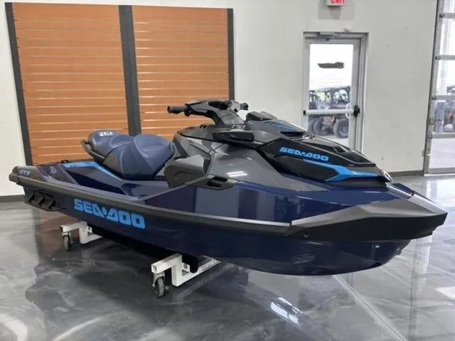 The Image of Sea-Doo GTX 170 2025 - 1