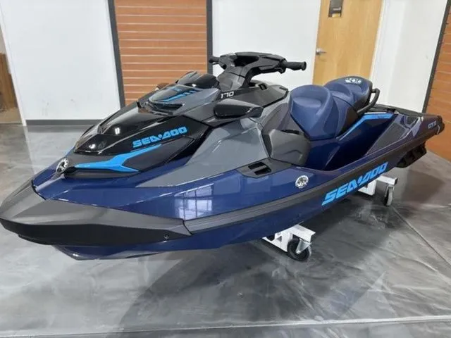 Slide: The Image of Sea-Doo GTX 170 2025 - 3