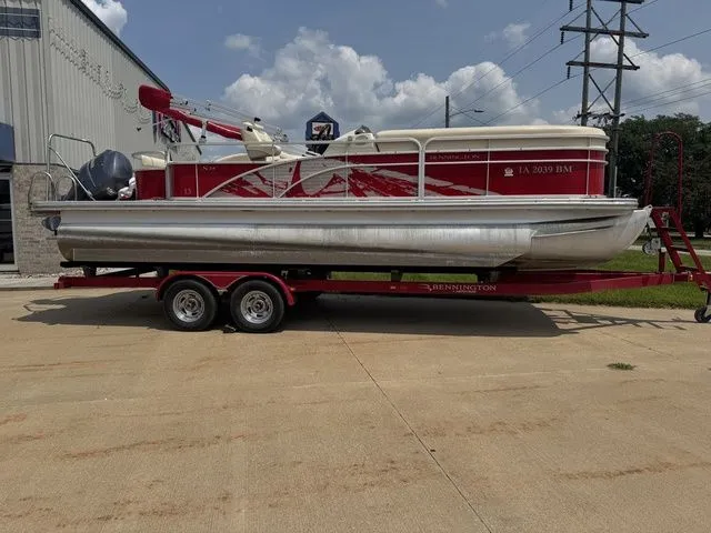 Slide: The Image of Bennington 24 SSLX 2014 - 4