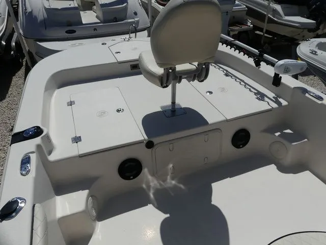 Slide: The Image of Carolina 23 LS 2022 - 10