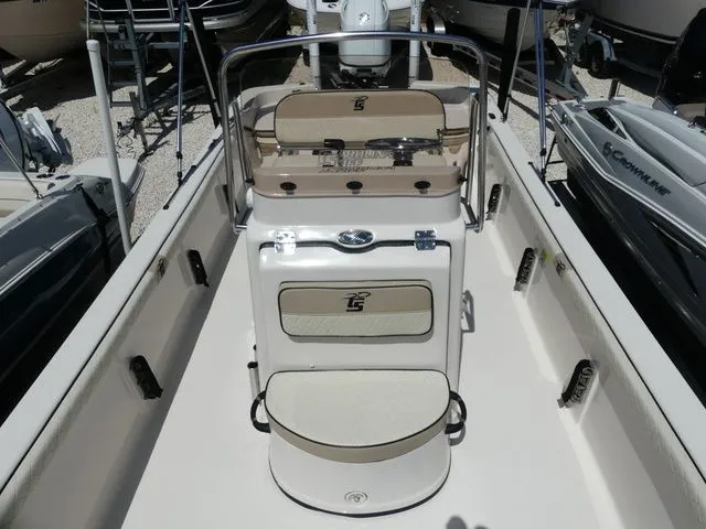 Slide: The Image of Carolina 23 LS 2022 - 19