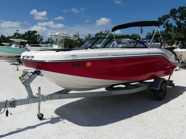 Slide: The Image of Bayliner DX 2000 2023 - 1