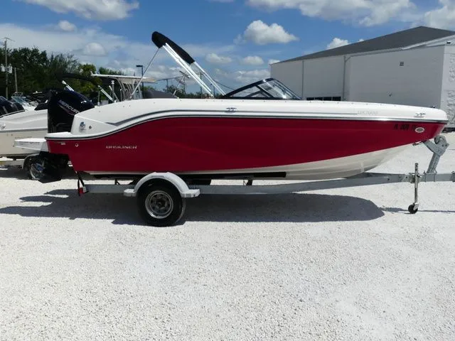 Slide: The Image of Bayliner DX 2000 2023 - 3