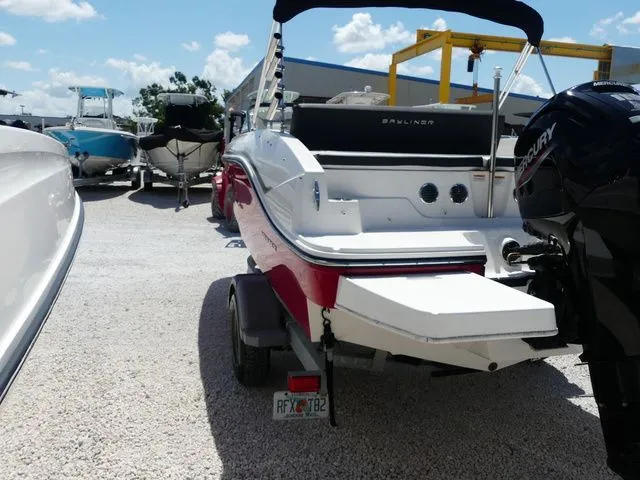 Slide: The Image of Bayliner DX 2000 2023 - 5