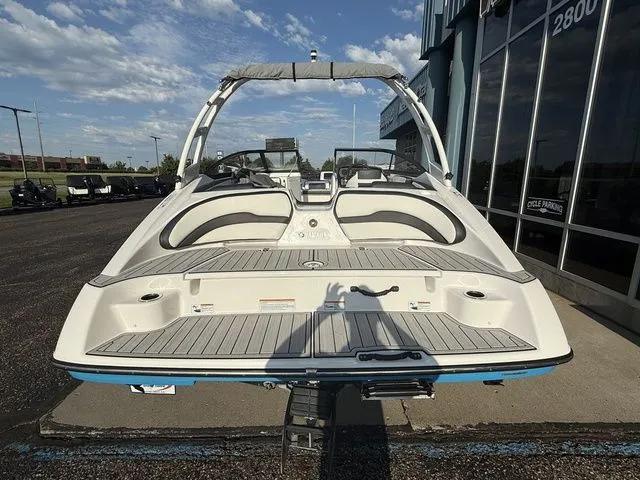 Slide: The Image of Yamaha AR195 2021 - 8