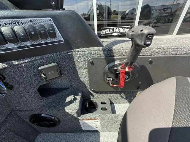 Slide: The Image of Lund 1775 Impact XS Sport 2026 - 20