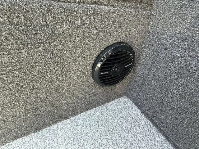 Slide: The Image of Lund 1775 Impact XS Sport 2026 - 24