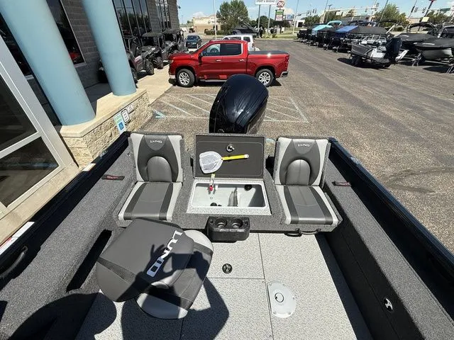 Slide: The Image of Lund 1775 Impact XS Sport 2026 - 26