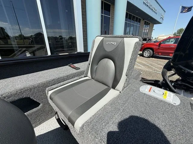 Slide: The Image of Lund 1775 Impact XS Sport 2026 - 29