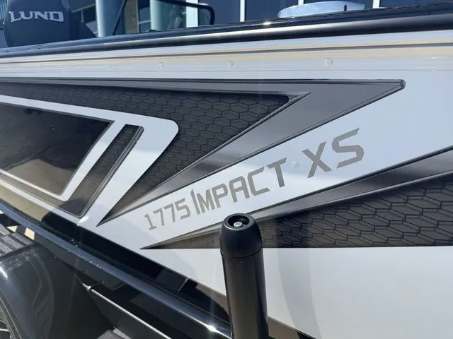 Slide: The Image of Lund 1775 Impact XS Sport 2026 - 4