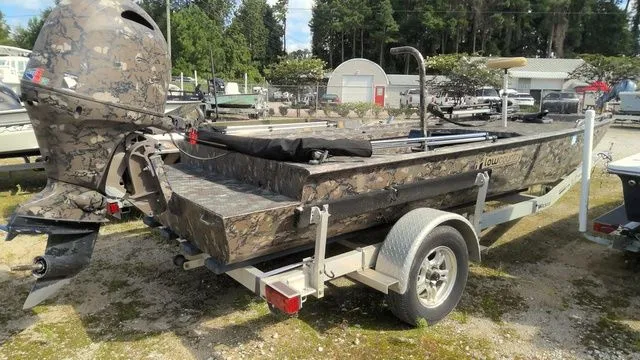 Slide: The Image of Lowcountry Boats Swamp Fox 17 2020 - 1