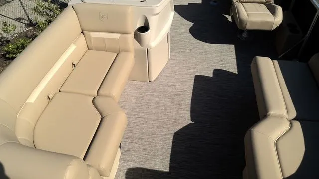 Slide: The Image of Godfrey Xperience 2086 SBX Sport Tube 27 In. Package 2026 - 3