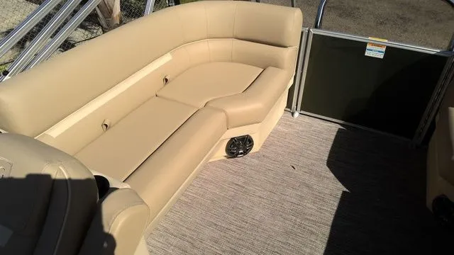 Slide: The Image of Godfrey Xperience 2086 SBX Sport Tube 27 In. Package 2026 - 6