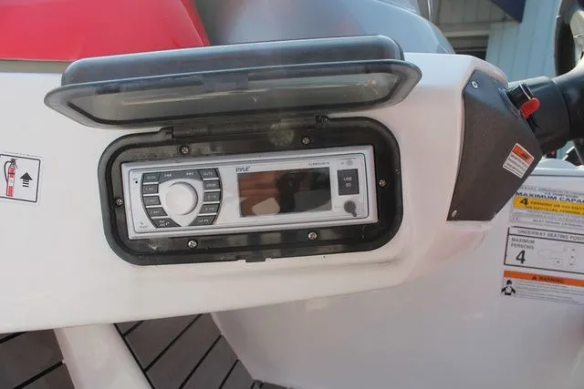 Slide: The Image of Sea-Doo Speedster 150 2007 - 7