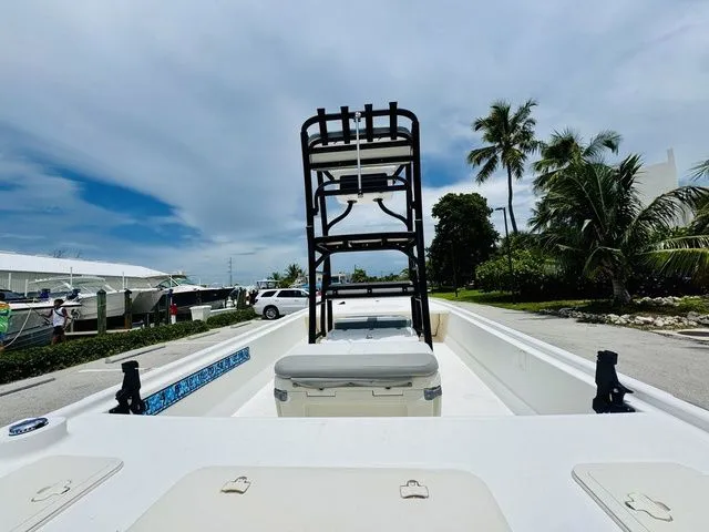 Slide: The Image of Mako Pro Skiff 19 CC Top Drive 2018 - 9