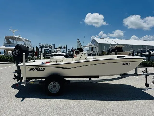 Slide: The Image of Mako Pro Skiff 15 CC 2023 - 16
