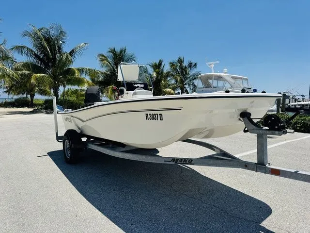 Slide: The Image of Mako Pro Skiff 15 CC 2023 - 17