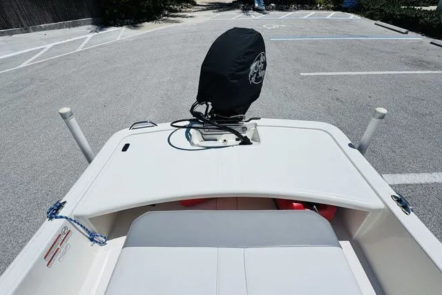 Slide: The Image of Mako Pro Skiff 15 CC 2023 - 5