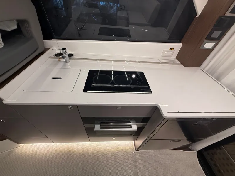 Slide: The Image of Beneteau Antares 12 Fly 2026 - 10