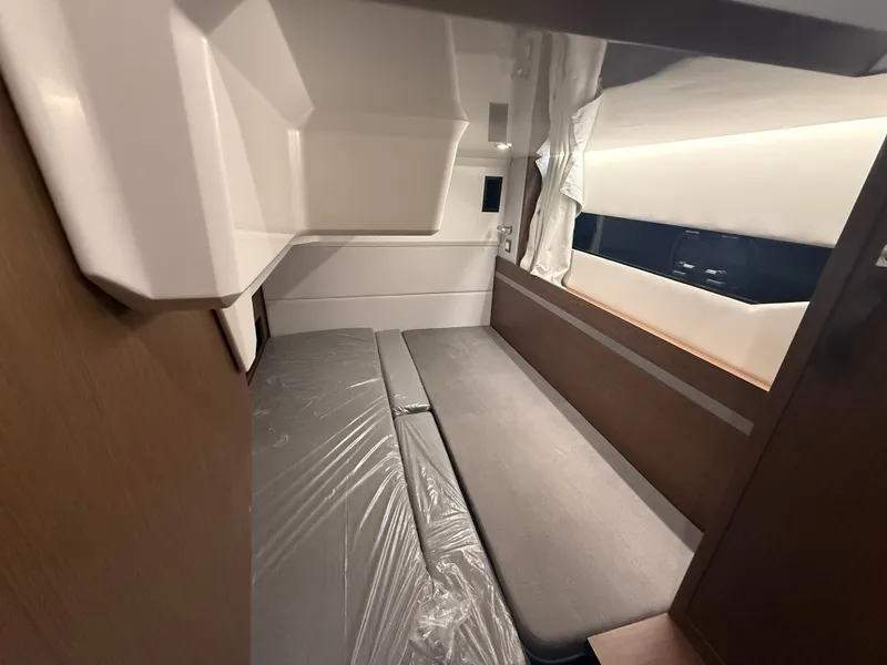 Slide: The Image of Beneteau Antares 12 Fly 2026 - 11