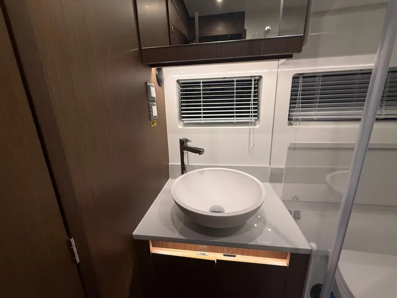 Slide: The Image of Beneteau Antares 12 Fly 2026 - 15