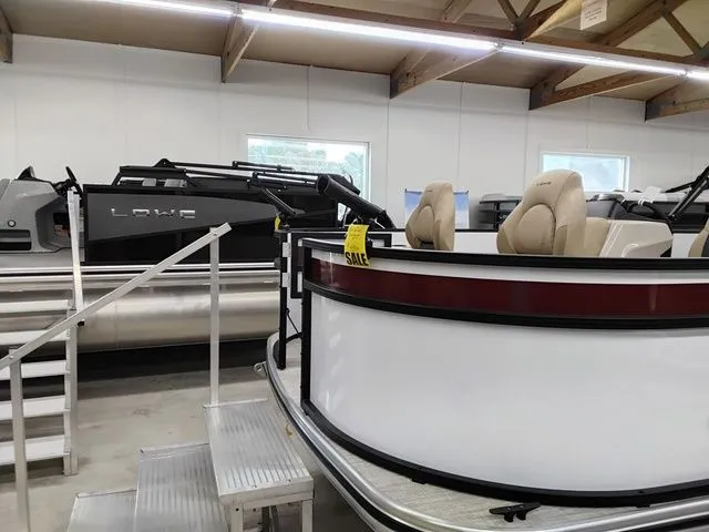 Slide: The Image of Lowe LF172 2026 - 10