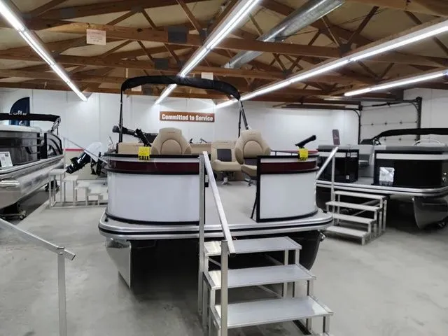 Slide: The Image of Lowe LF172 2026 - 9