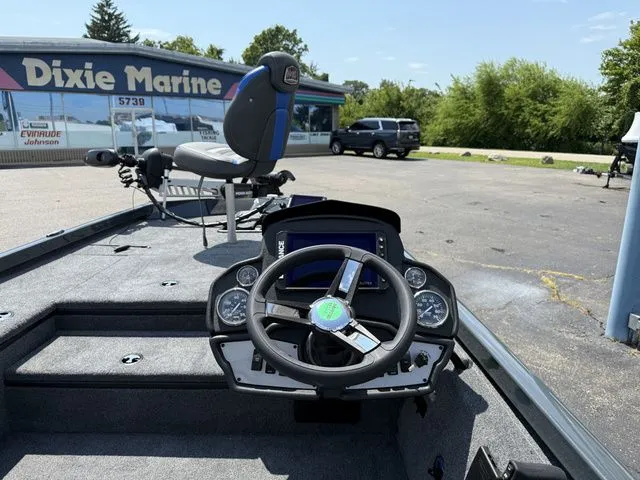 Slide: The Image of Ranger RT178 2024 - 4