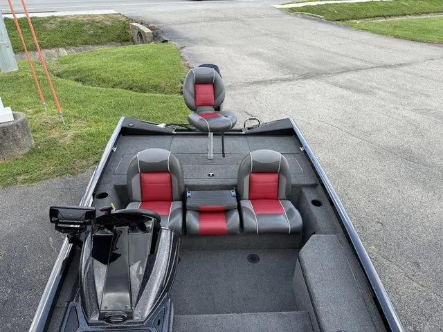 Slide: The Image of Ranger RT178 2018 - 5