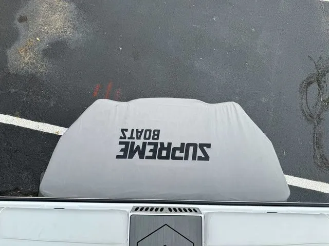 Slide: The Image of Supreme S240 2025 - 15