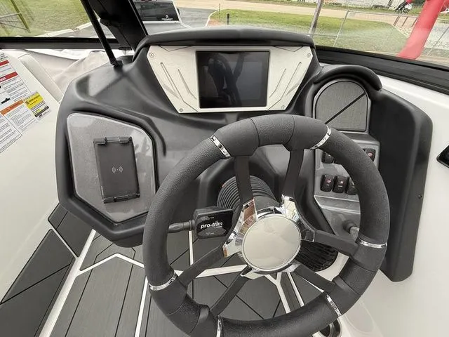 Slide: The Image of Supreme S240 2025 - 7