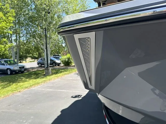 Slide: The Image of Nautique Super Air Nautique G25 2025 - 14