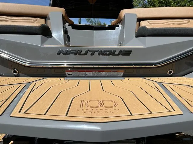 Slide: The Image of Nautique Super Air Nautique G25 2025 - 23