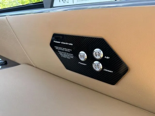 Slide: The Image of Nautique Super Air Nautique G25 2025 - 48