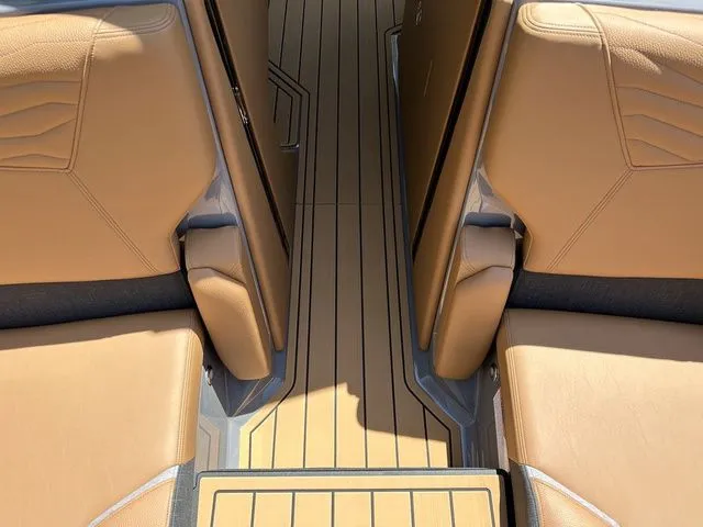 Slide: The Image of Nautique Super Air Nautique G25 2025 - 55