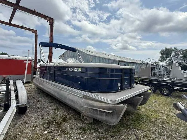 Slide: The Image of Crest Classic LX 220 SLC 2020 - 8