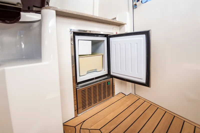 Slide: The Image of Jupiter 41 SB 2014 - 25