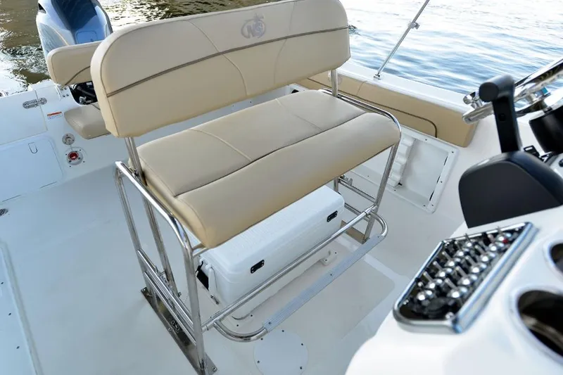 Slide: The Image of Manufacturer Provided Image: 2020 NauticStar 20 XS Offshore boat seating and console area. - 18