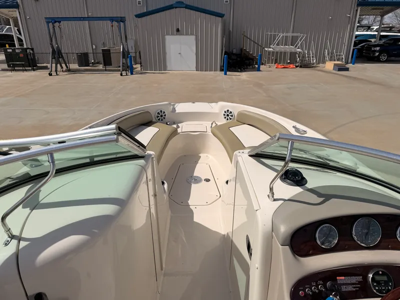 Slide: The Image of Sea Ray 240 SUNDECK 2007 - 18