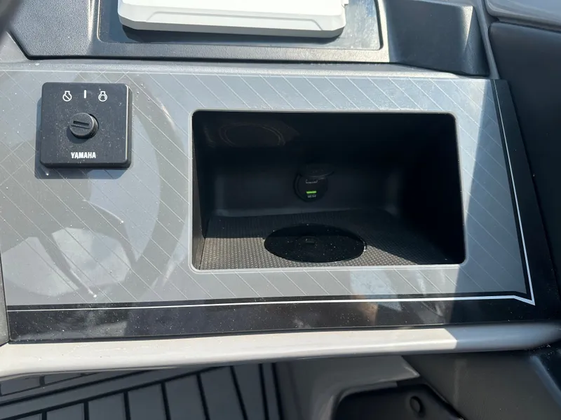 Slide: The Image of Avalon CAT QLS23T 2025 - 25