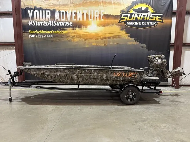 The Image of Excel Shallow Water 1751 W/Mud Buddy 40HDR 2026 - 1