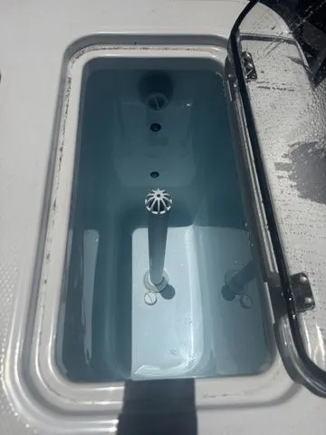 Slide: The Image of Robalo R300 Center Console 2025 - 9