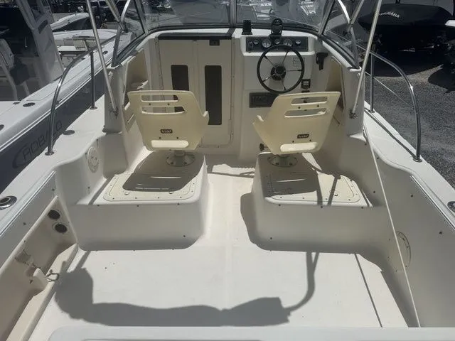 Slide: The Image of Sea Fox 210 Walkaround 2000 - 5