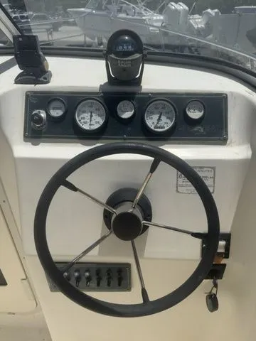 Slide: The Image of Sea Fox 210 Walkaround 2000 - 7