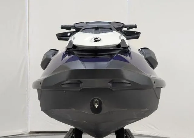 Slide: The Image of Sea-Doo GTI 2025 - 3
